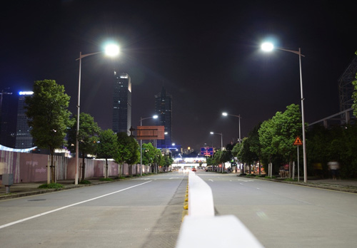 讓智能照明充滿文藝風(fēng)情 城市路燈才有家的味道