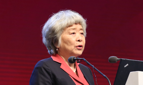 吳曉靈:建議將養(yǎng)老保險費率全國統(tǒng)一降至15%
