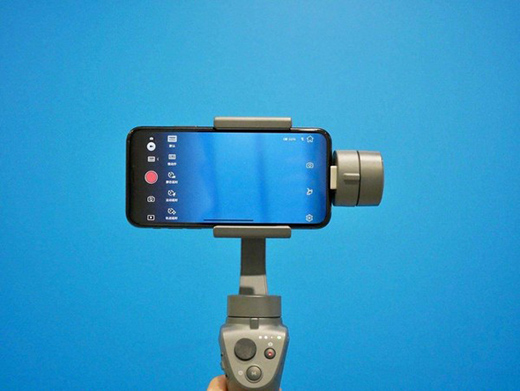 󽮼l(f)Osmo Mobile 4ֳ֙C(j)(wn) m(x)L(zhng)_(d)15Сr(sh)
