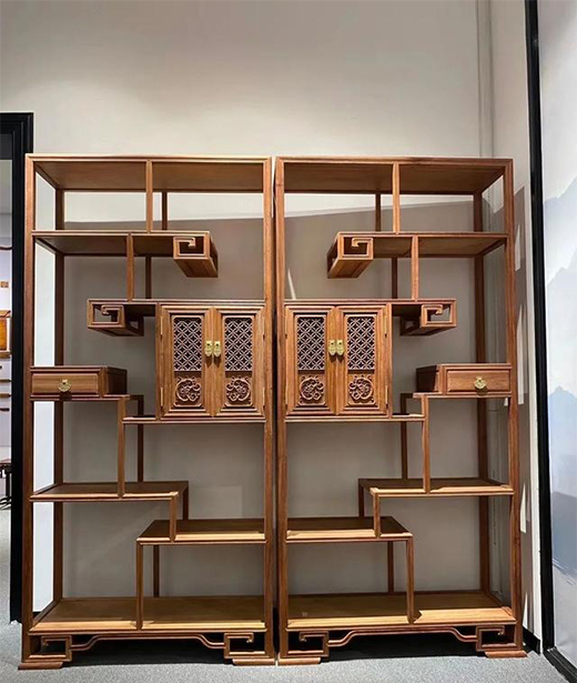緬甸花梨書架，呈現(xiàn)一件紅木家具完美的詮釋