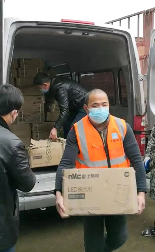雷士照明踐行公益榮獲2020CSR環(huán)球創(chuàng)新榜產(chǎn)品創(chuàng)新致敬獎