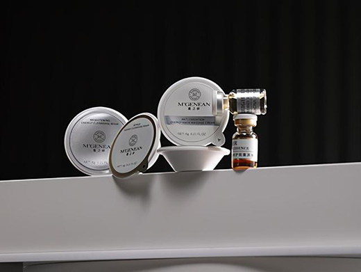 全新定向護(hù)膚，顛覆傳統(tǒng)護(hù)膚方式，蔓之研開辟潛在護(hù)膚市場(chǎng)