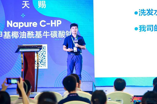 以科技武裝，揭秘澳寶的“液晶”秘密