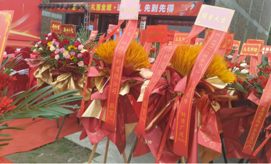 環(huán)江藝術(shù)涂料市場新寵，林德運(yùn)營中心璀璨亮相